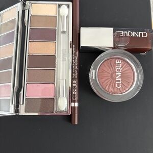 Black honey Clinique makeup set